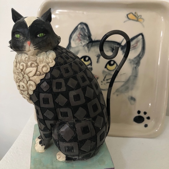 Cat Lover Alert: Jim Shore Lucky cat and ceramic cat plate. - Picture 1 of 5